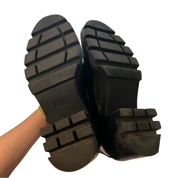 ZARA Chunky Track Sole Sock Chelsea Leather Boots Black Sz 8 - Picture 6 of 8